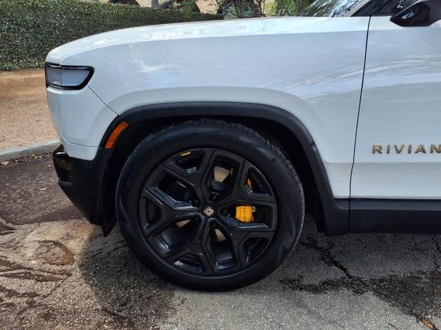 2023 Rivian R1S Vehicle Photo in San Antonio, TX 78230-1001