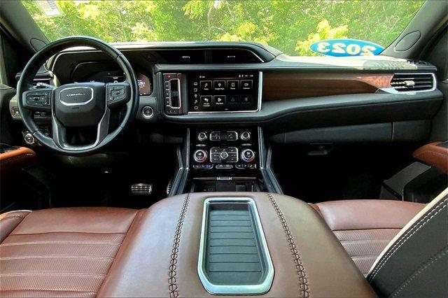 2023 GMC Yukon XL Vehicle Photo in KANSAS CITY, MO 64114-4545