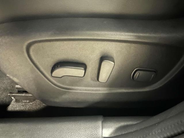 2022 Nissan Rogue Sport Vehicle Photo in Roslyn, NY 11576