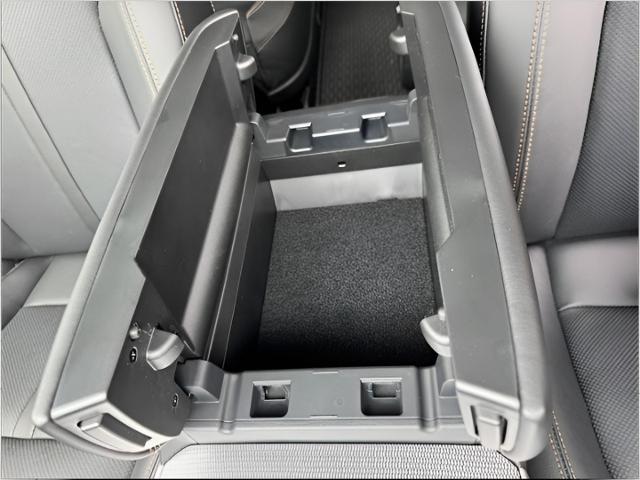 2025 Mazda CX-90 Vehicle Photo in Green Bay, WI 54304