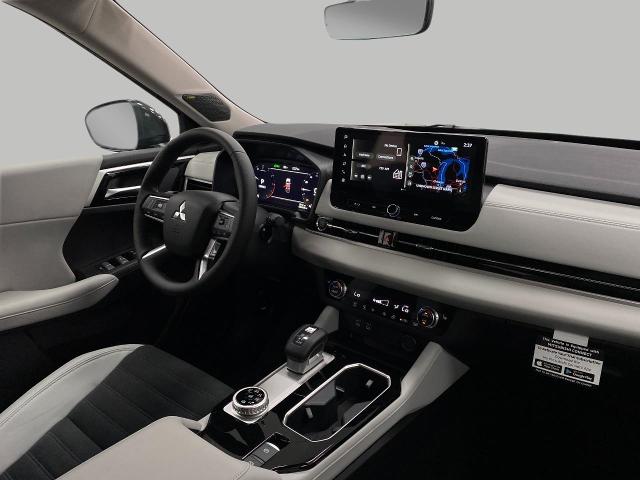 2025 Mitsubishi Outlander Vehicle Photo in Appleton, WI 54913