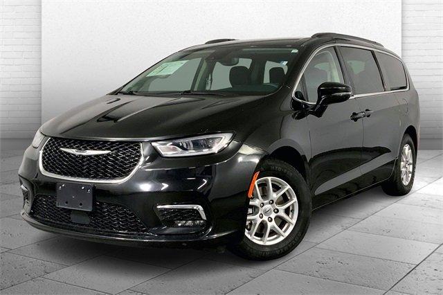 2022 Chrysler Pacifica Vehicle Photo in KANSAS CITY, MO 64114-4502