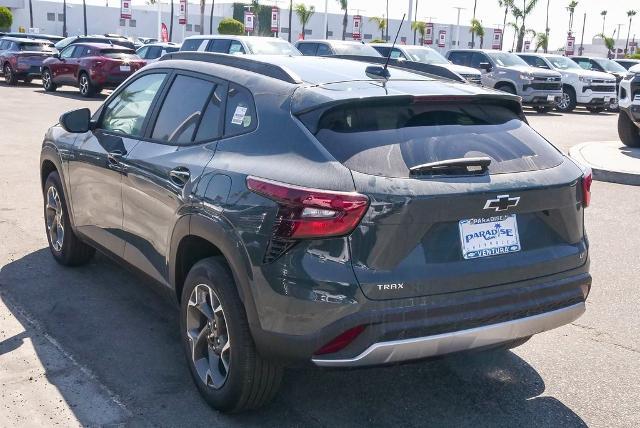 2025 Chevrolet Trax Vehicle Photo in VENTURA, CA 93003-8585