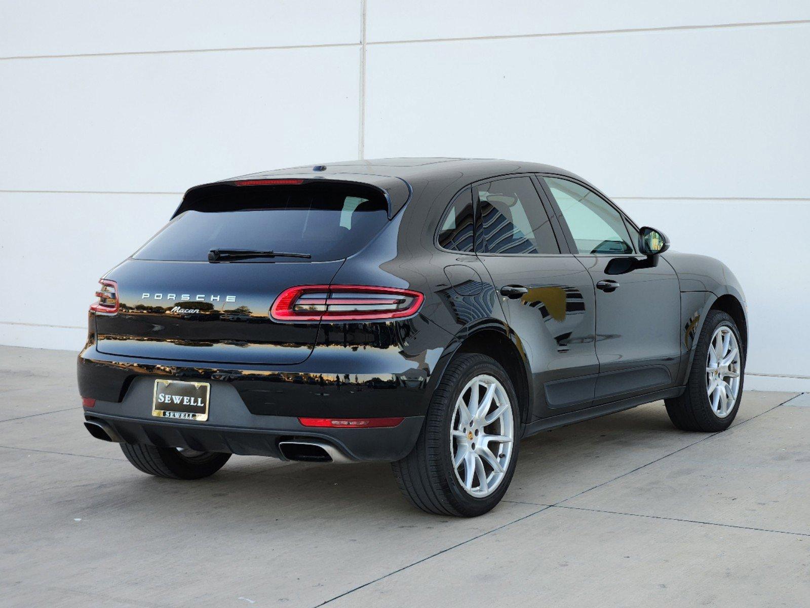 2018 Porsche Macan Vehicle Photo in PLANO, TX 75024