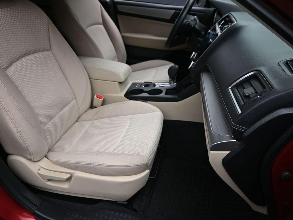 2019 Subaru Outback Vehicle Photo in Marion, IA 52302