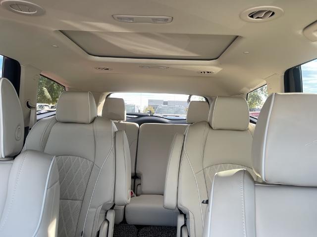 2024 Buick Enclave Vehicle Photo in GOODYEAR, AZ 85338-1310