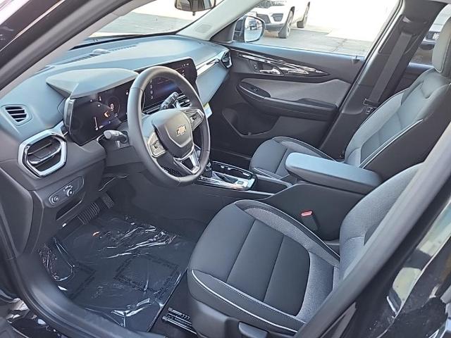 2025 Chevrolet Trailblazer Vehicle Photo in HAYS, KS 67601-1994