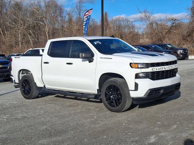 Used 2021 Chevrolet Silverado 1500 Custom with VIN 1GCPYBEKXMZ423893 for sale in Media, PA