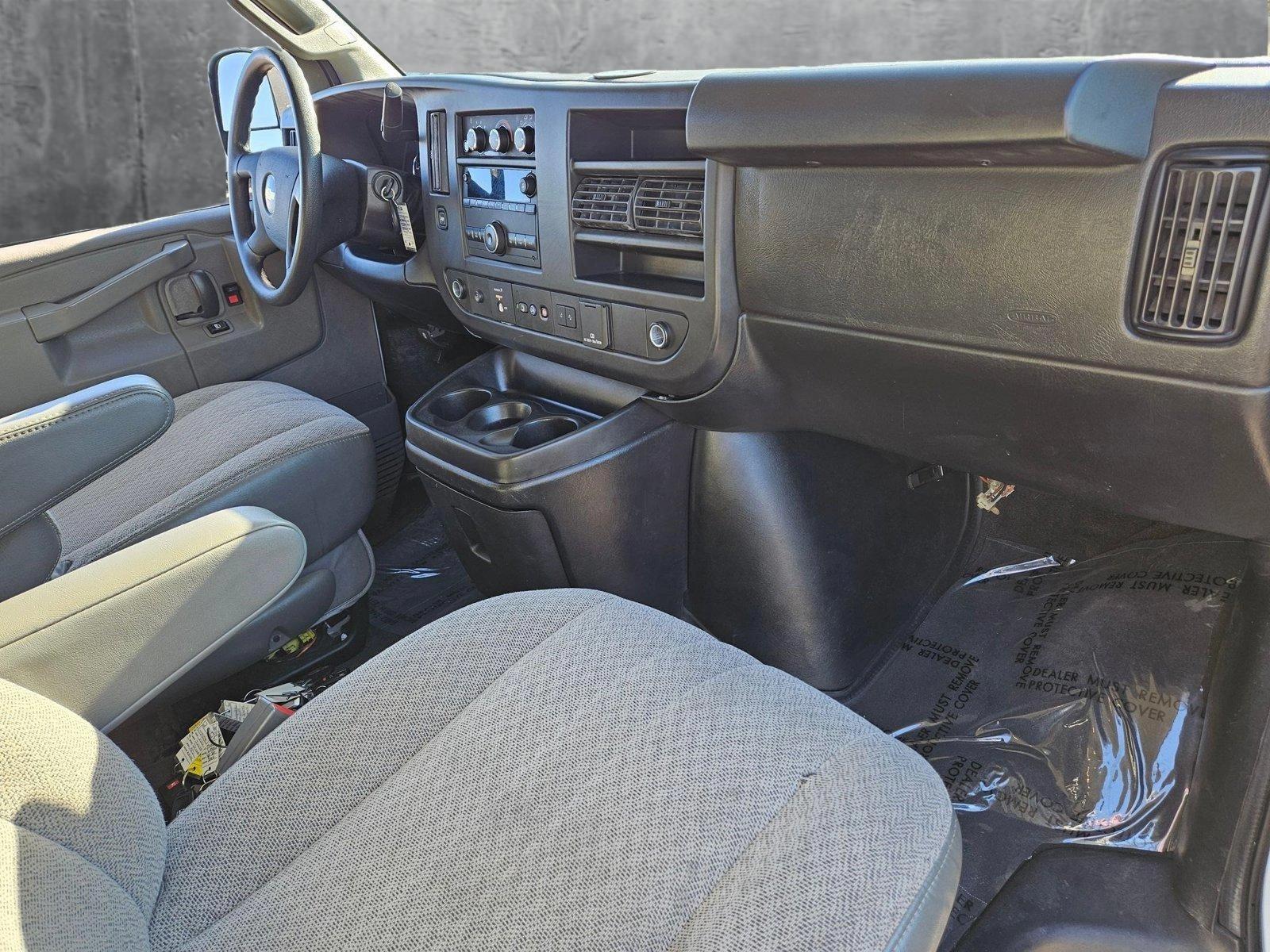 2020 Chevrolet Express Passenger Vehicle Photo in MESA, AZ 85206-4395