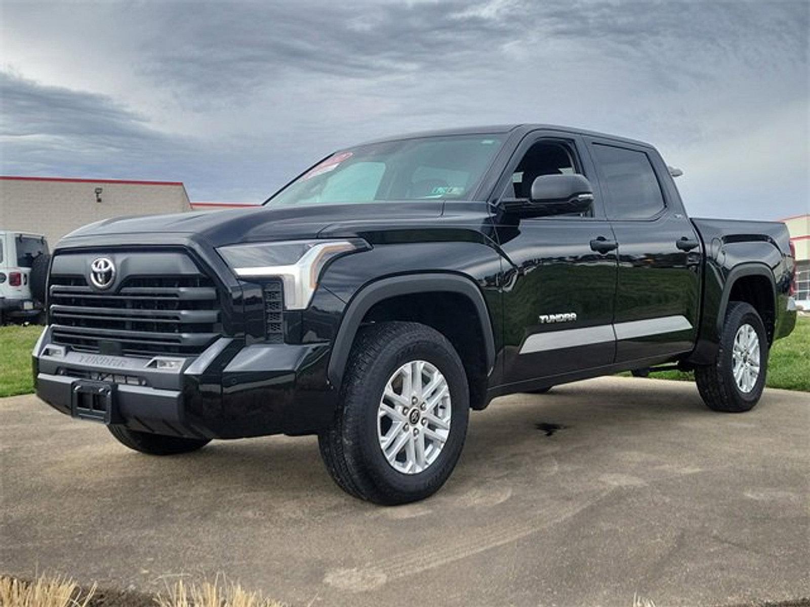 2022 Toyota Tundra 4WD Vehicle Photo in Trevose, PA 19053