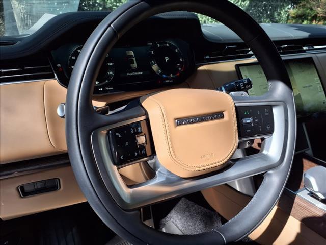 2024 Range Rover Vehicle Photo in SAN ANTONIO, TX 78230-1001