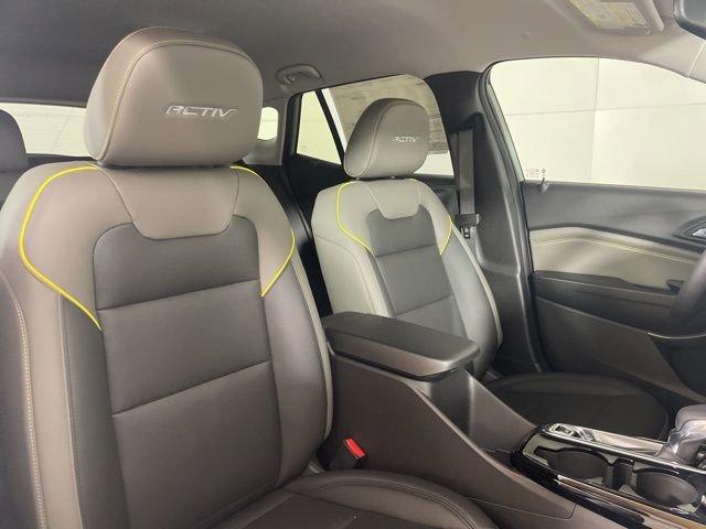2025 Chevrolet Trax Vehicle Photo in PHOENIX, AZ 85014-3381