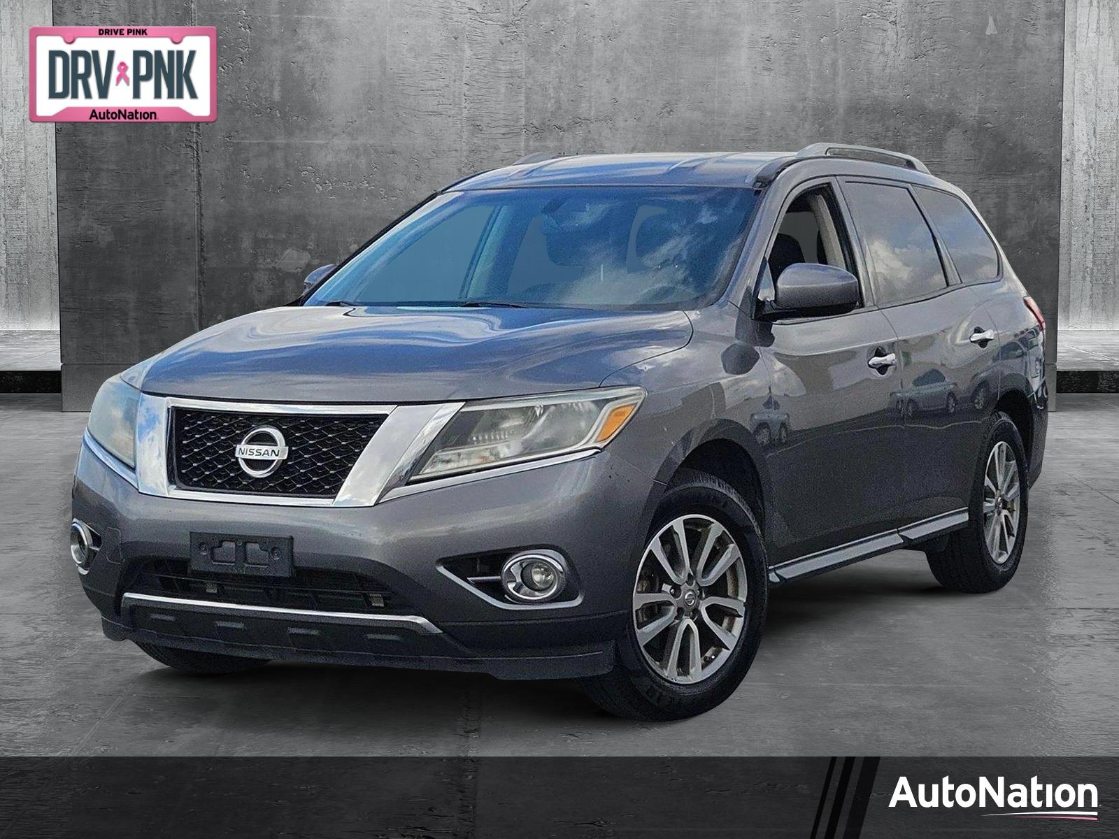 2016 Nissan Pathfinder Vehicle Photo in GILBERT, AZ 85297-0446