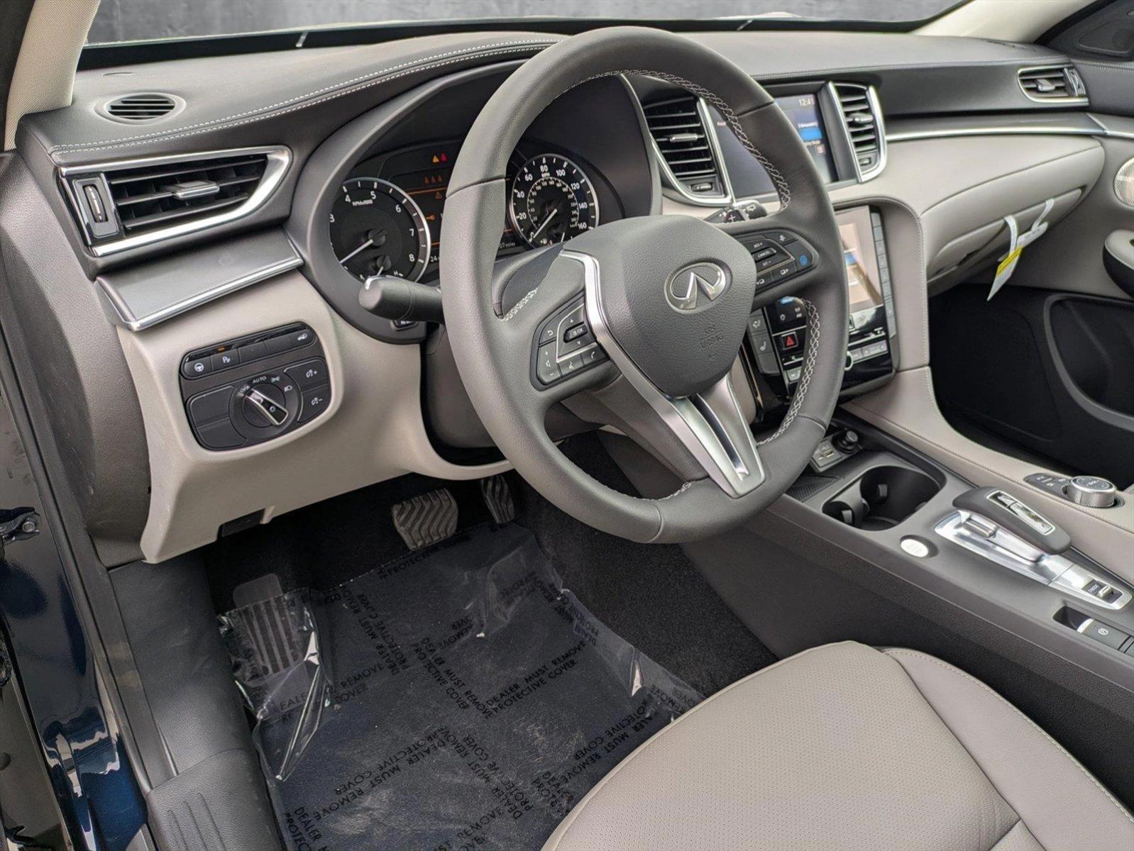 2025 INFINITI QX50 Vehicle Photo in Tustin, CA 92782