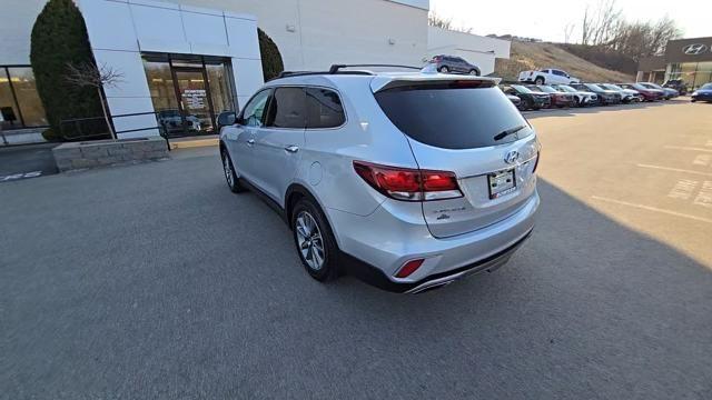 2017 Hyundai SANTA FE Vehicle Photo in Pleasant Hills, PA 15236