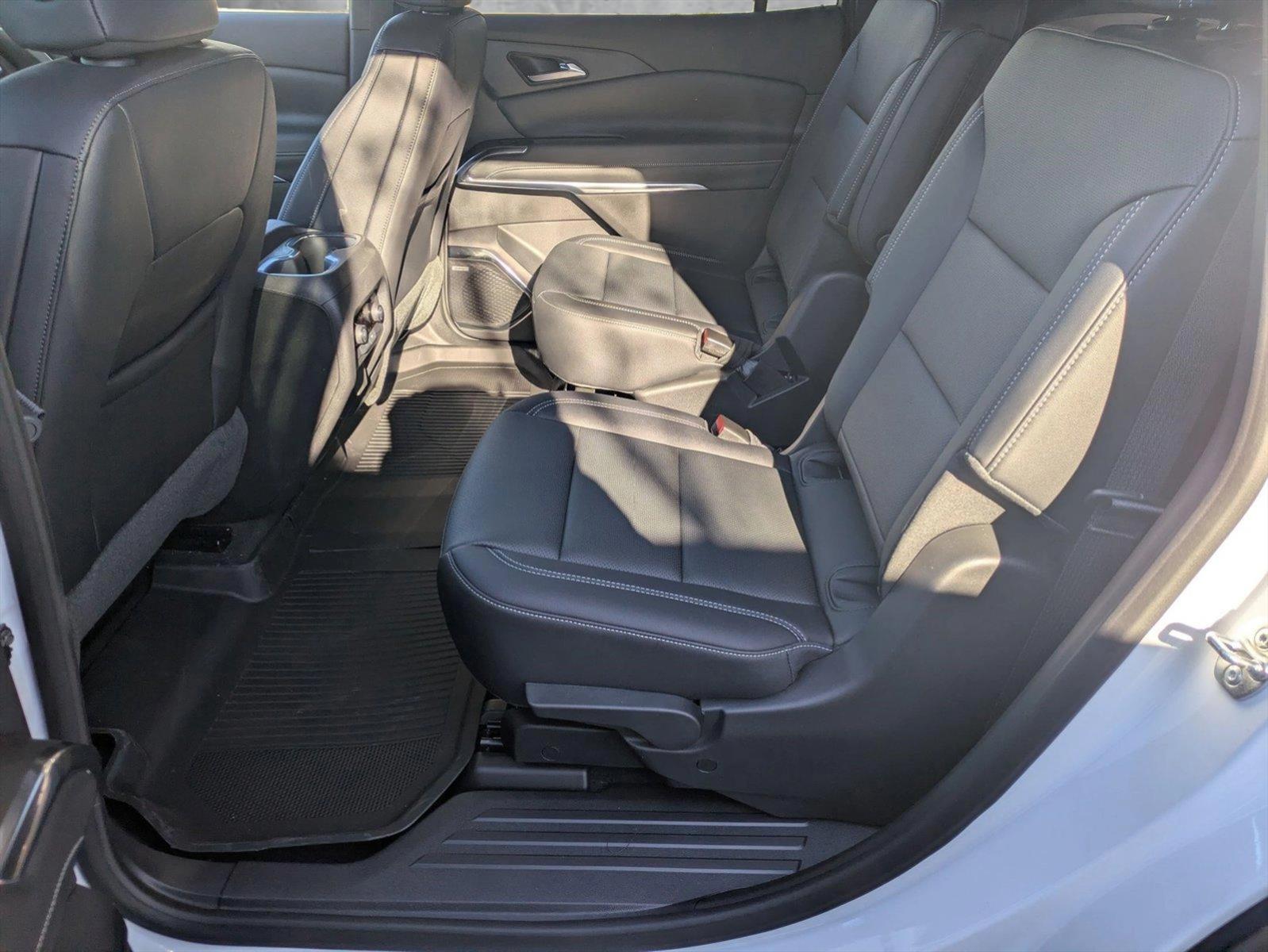 2025 Chevrolet Traverse Vehicle Photo in LAUREL, MD 20707-4697