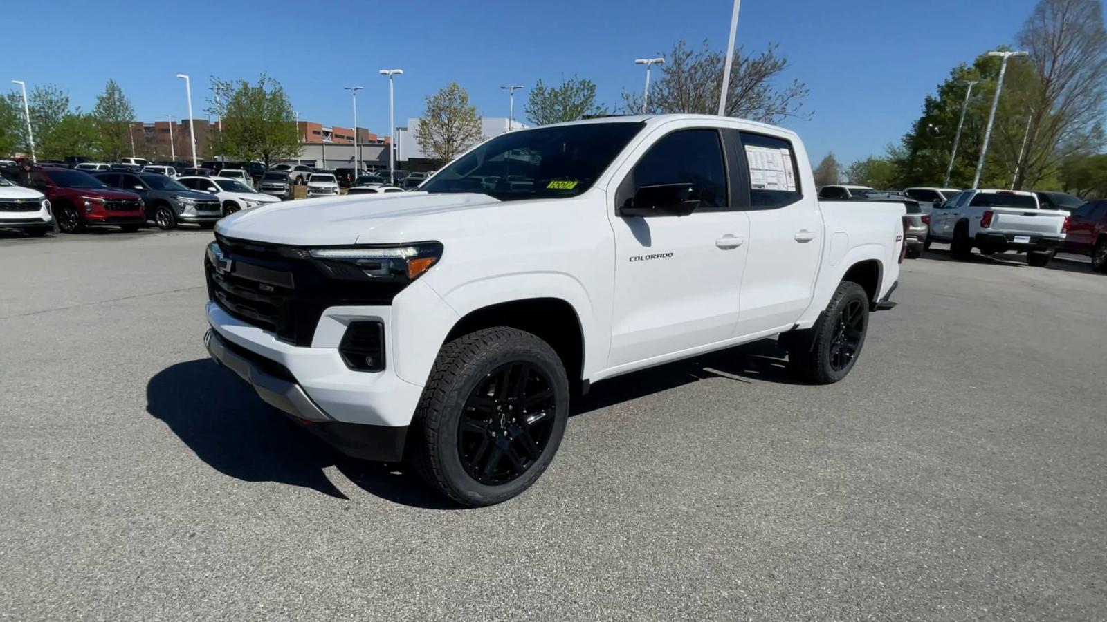 2025 Chevrolet Colorado Vehicle Photo in BENTONVILLE, AR 72712-4322