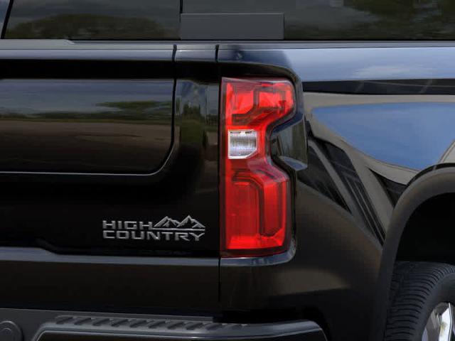 2025 Chevrolet Silverado 1500 Vehicle Photo in MOON TOWNSHIP, PA 15108-2571