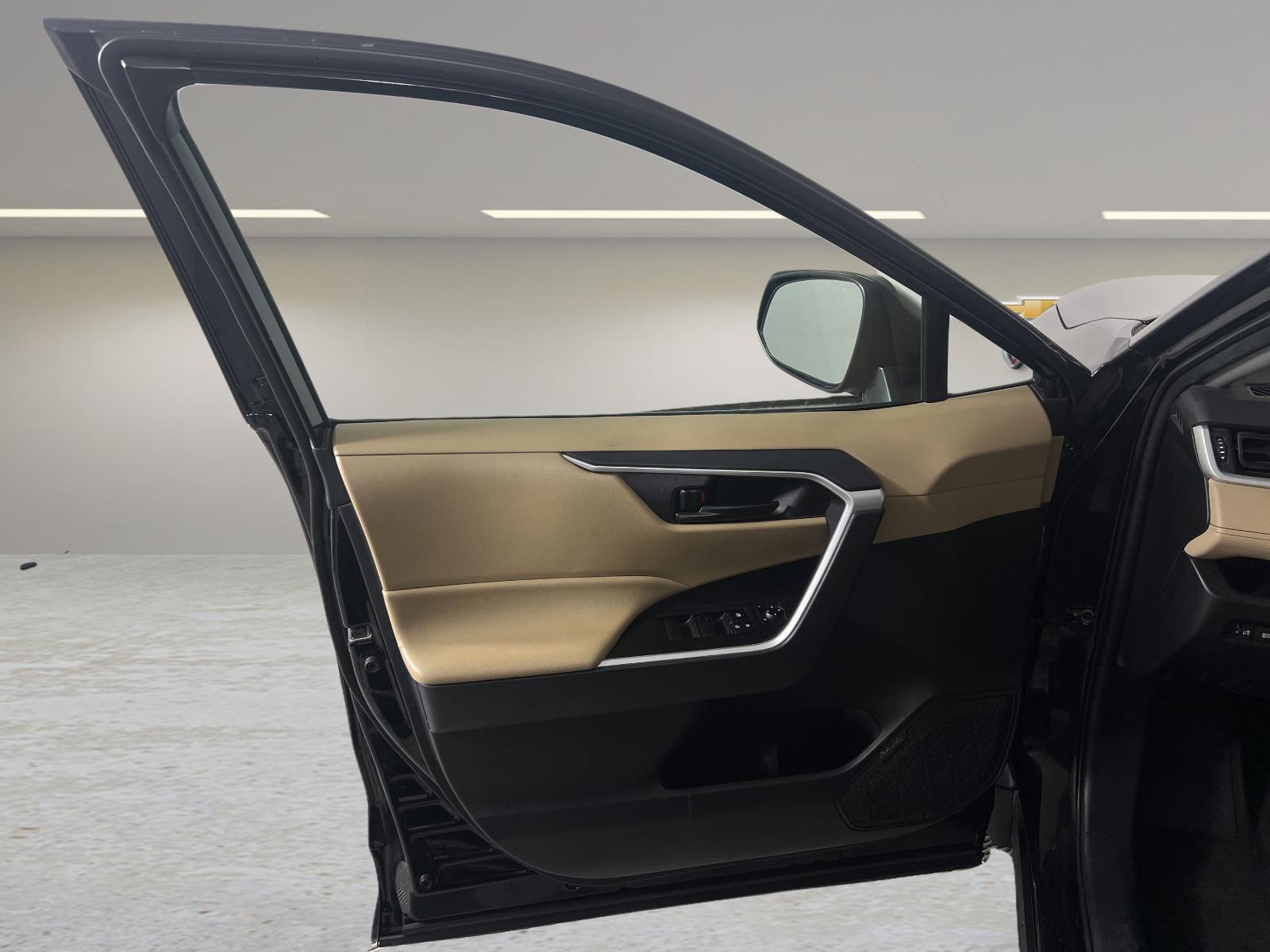 2022 Toyota RAV4 Vehicle Photo in GEORGETOWN, TX 78626-7508