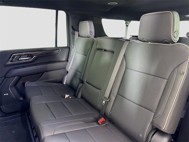 2025 GMC Yukon XL Vehicle Photo in PUYALLUP, WA 98371-4149