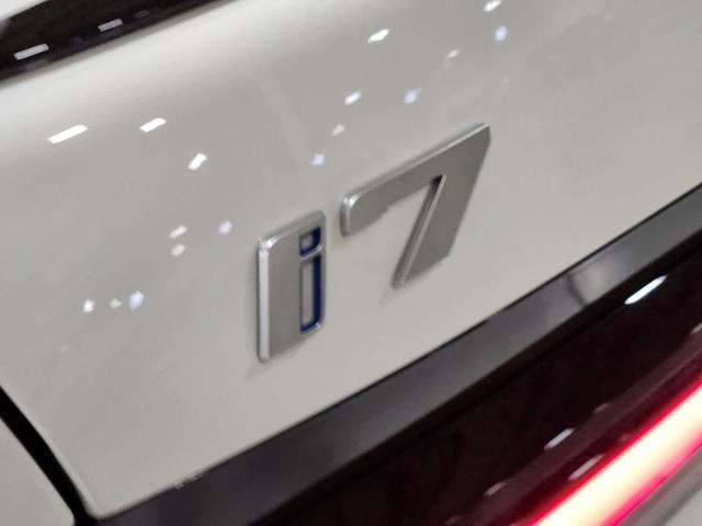 2024 BMW i7 Vehicle Photo in GRAPEVINE, TX 76051