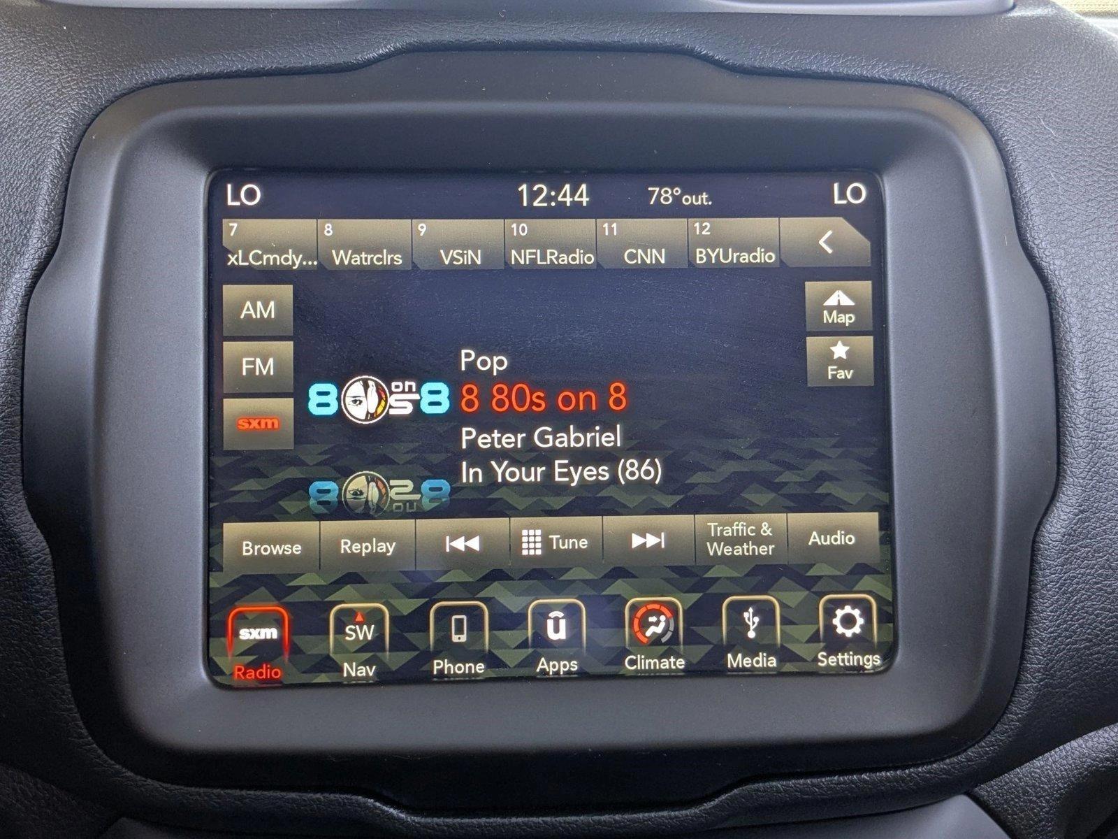 2019 Jeep Renegade Vehicle Photo in Valencia, CA 91355
