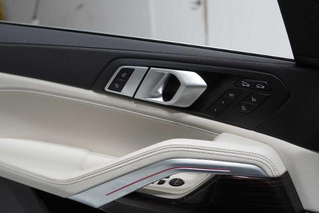 2021 BMW X6 xDrive40i Vehicle Photo in GRAPEVINE, TX 76051