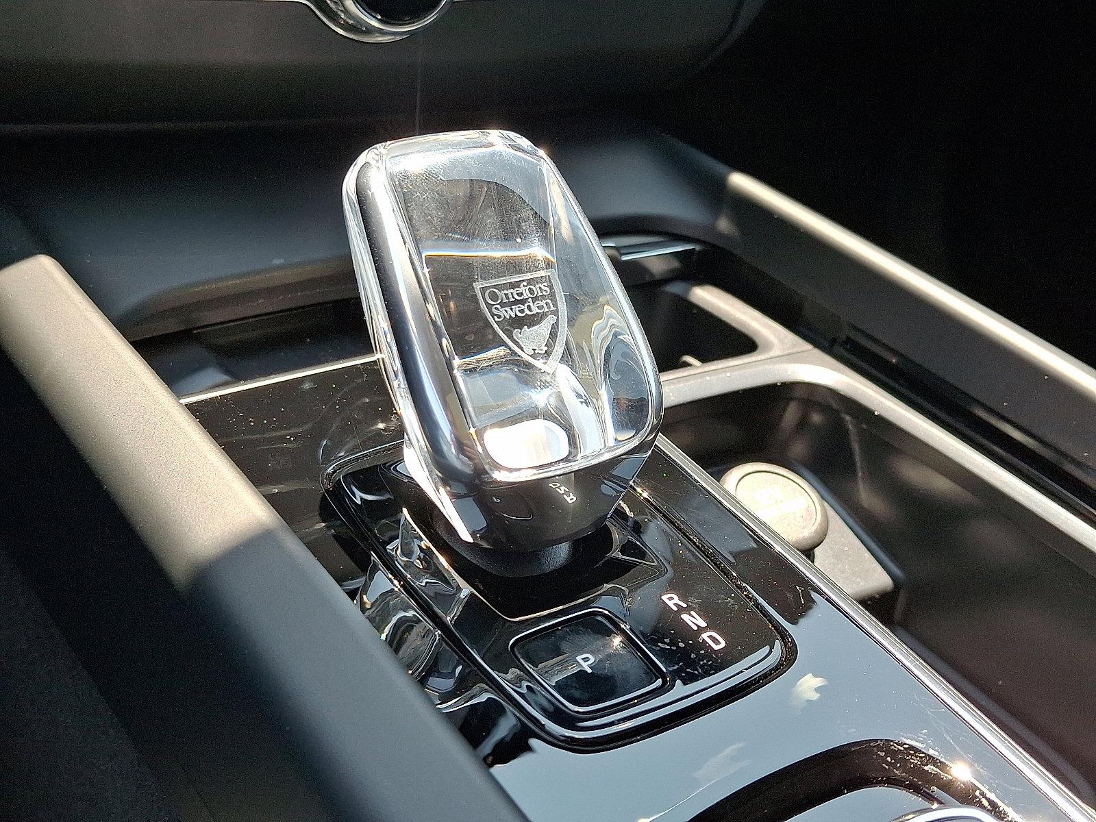 2025 Volvo XC60 Vehicle Photo in Trevose, PA 19053
