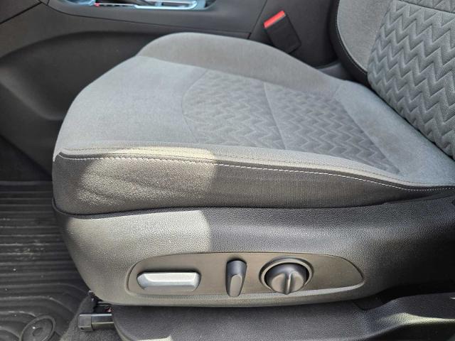 2022 Chevrolet Equinox Vehicle Photo in DENTON, TX 76210-9321