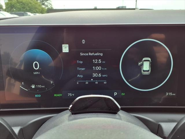 2025 Hyundai TUCSON Hybrid Vehicle Photo in Peoria, IL 61615