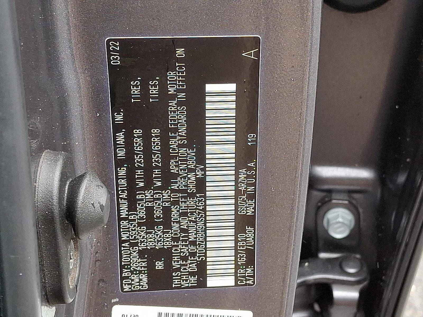 2022 Toyota Highlander Vehicle Photo in Mechanicsburg, PA 17050-2306