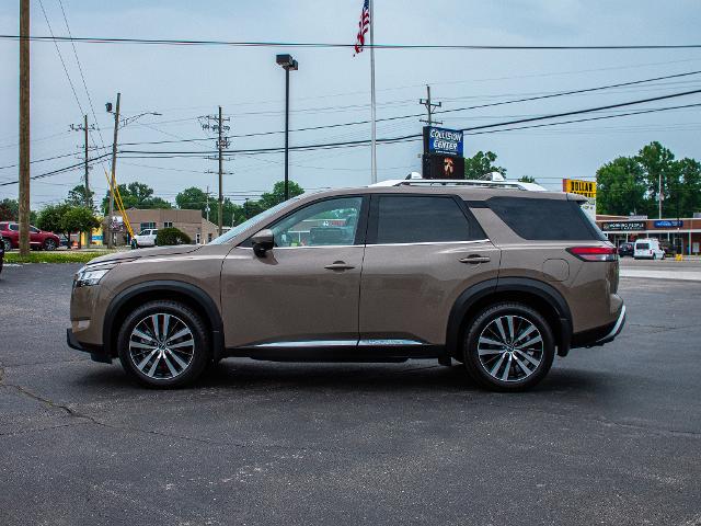 2023 Nissan Pathfinder Vehicle Photo in MADISON, IN 47250-1611