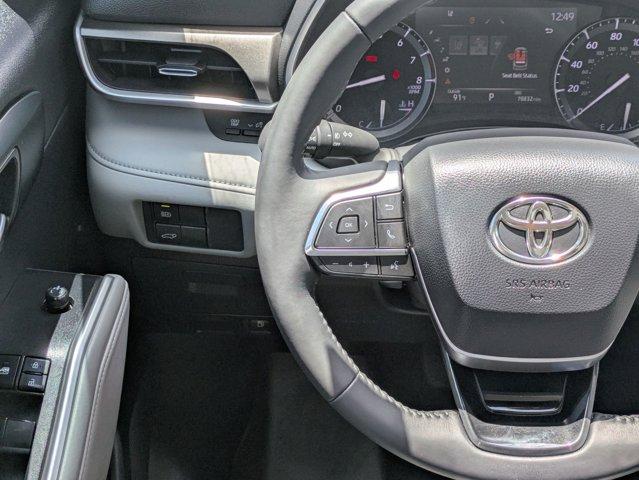2021 Toyota Highlander Vehicle Photo in SELMA, TX 78154-1460