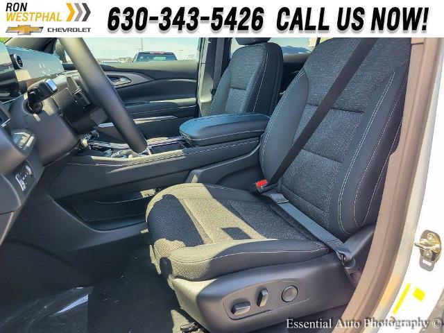 2025 Chevrolet Traverse Vehicle Photo in AURORA, IL 60503-9326