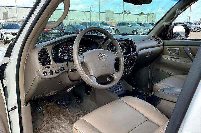 2006 Toyota Sequoia Vehicle Photo in Grapevine, TX 76051