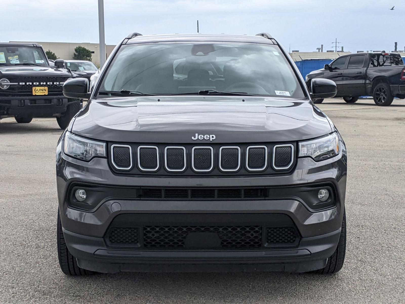 2022 Jeep Compass Vehicle Photo in Seguin, TX 78155
