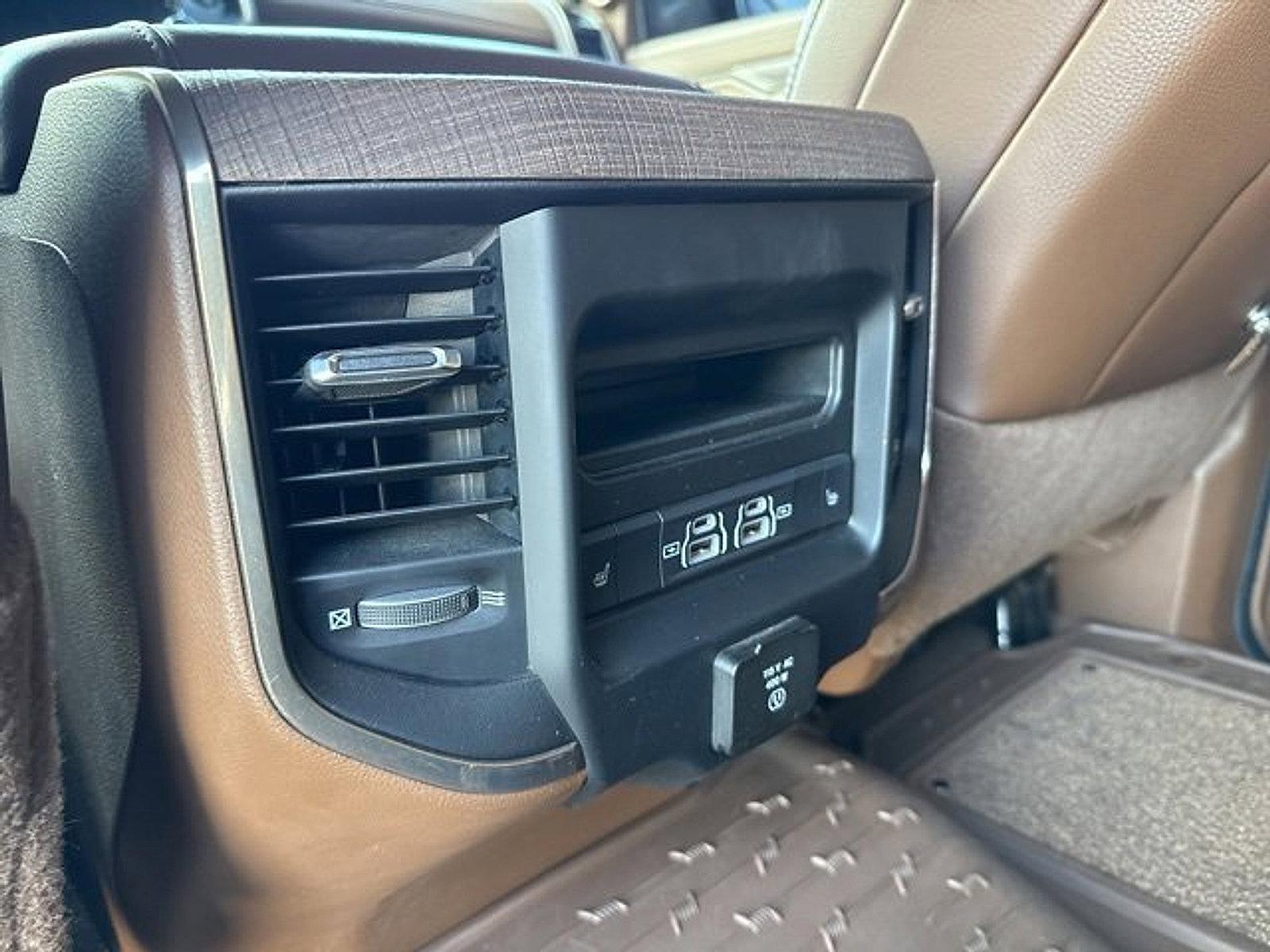 2022 Ram 3500 Vehicle Photo in Trevose, PA 19053
