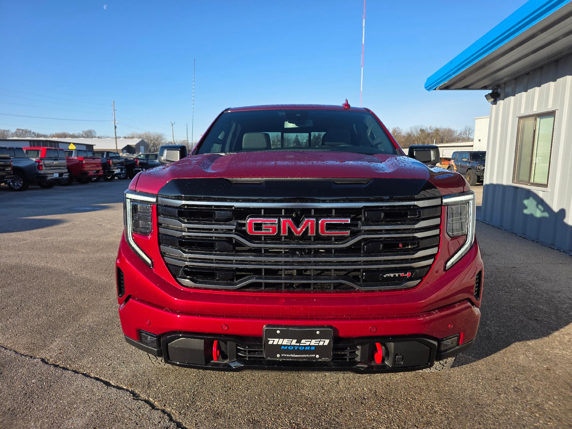 View vehicle photo 6