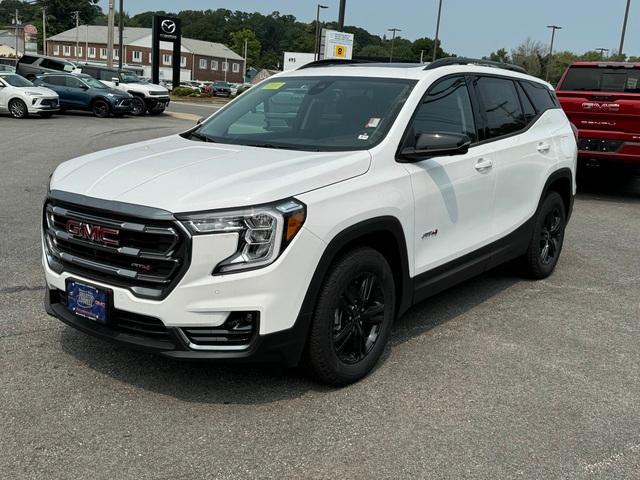 2024 GMC Terrain Vehicle Photo in LOWELL, MA 01852-4336