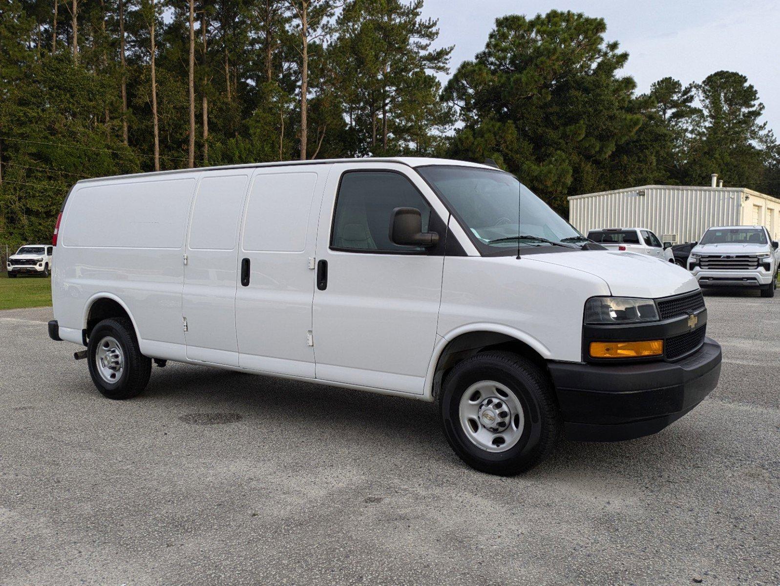 Used 2022 Chevrolet Express Cargo Work Van with VIN 1GCWGBFP7N1175692 for sale in Ravenel, SC