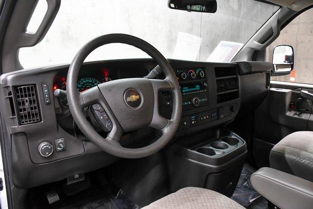 2019 Chevrolet Express Passenger Vehicle Photo in EVERETT, WA 98203-5662