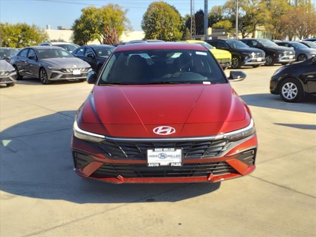 2025 Hyundai ELANTRA Vehicle Photo in Peoria, IL 61615