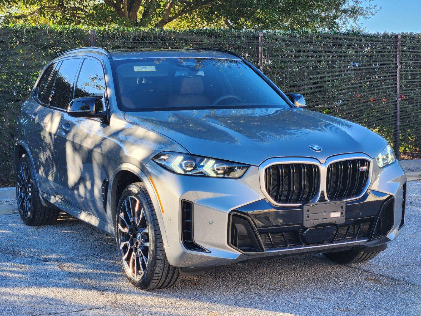 2025 BMW X5 M60i Vehicle Photo in HOUSTON, TX 77079