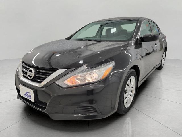 2018 Nissan Altima Vehicle Photo in Oshkosh, WI 54904