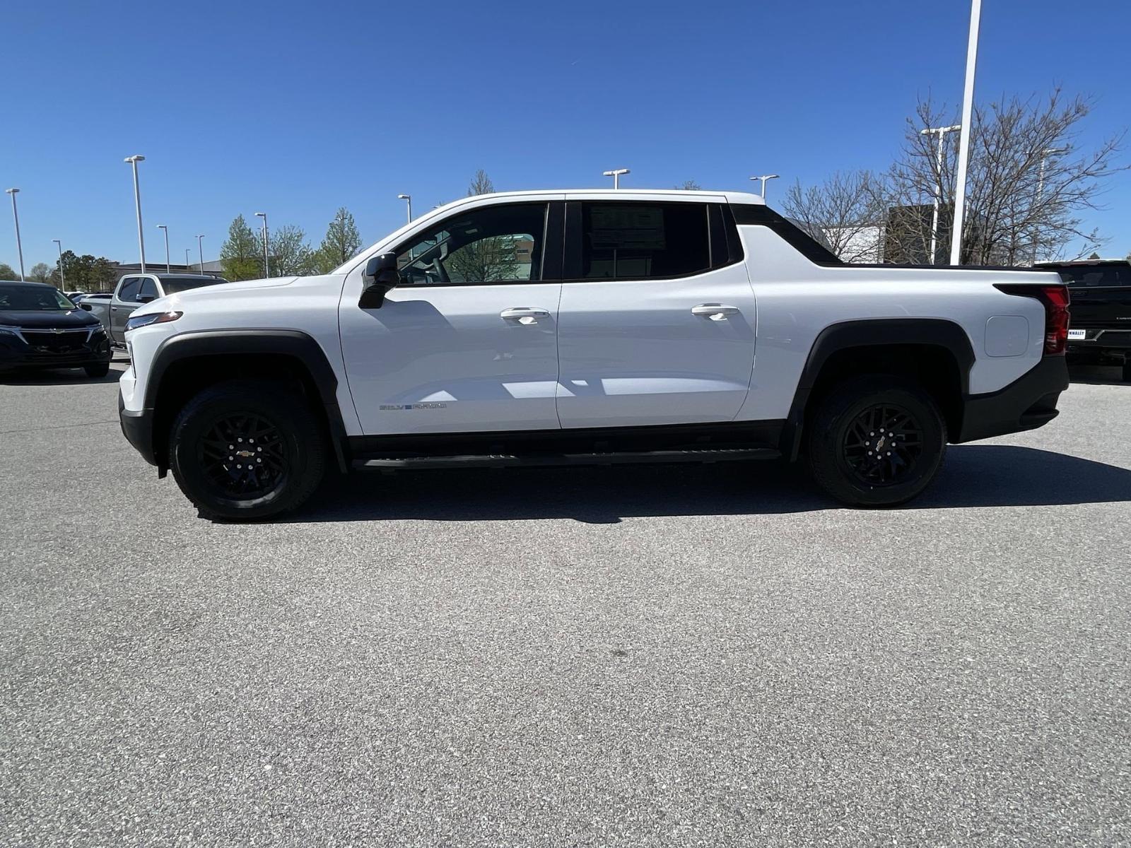 2024 Chevrolet Silverado EV Vehicle Photo in BENTONVILLE, AR 72712-4322