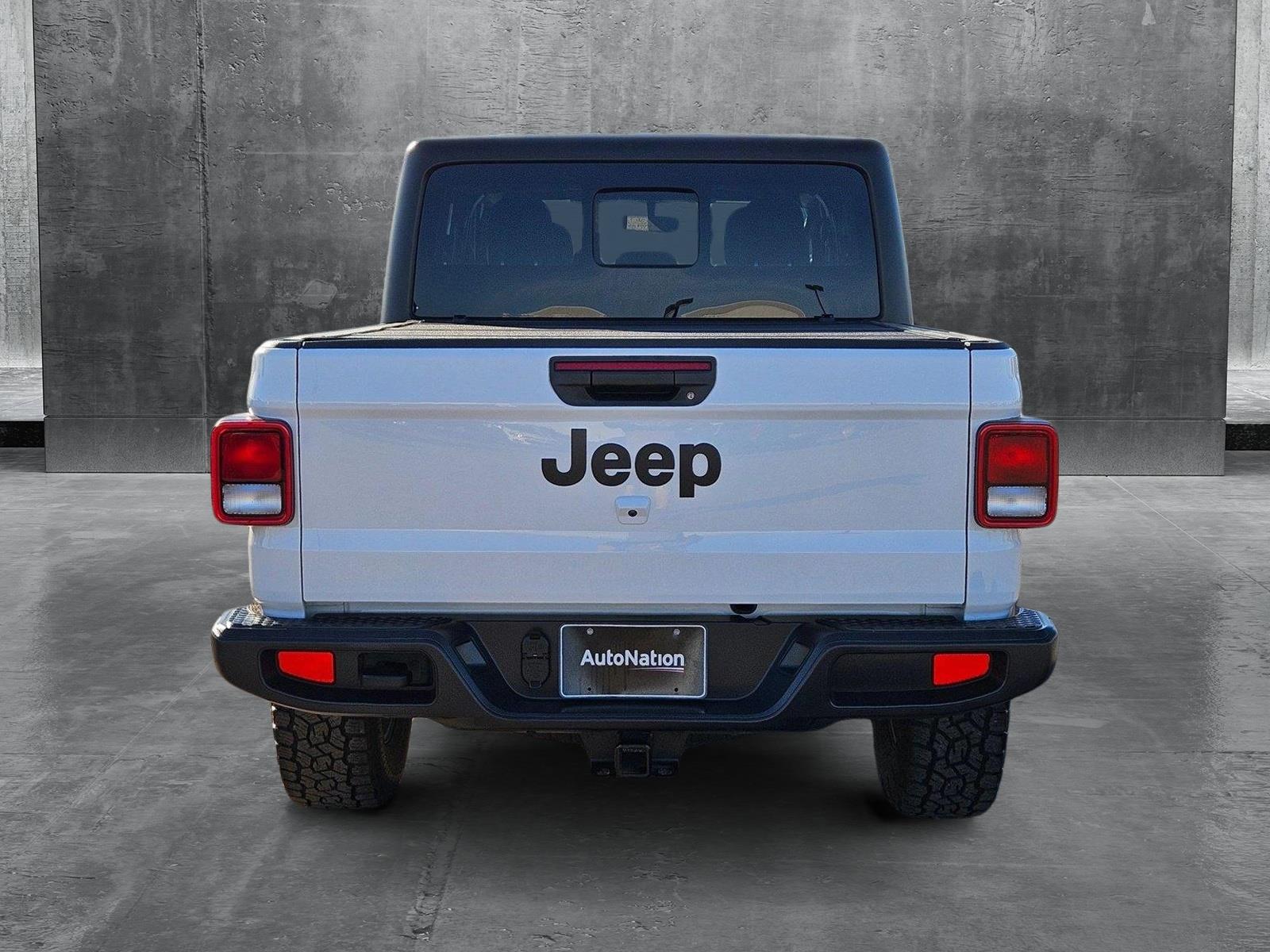 2022 Jeep Gladiator Vehicle Photo in PEORIA, AZ 85382-3715