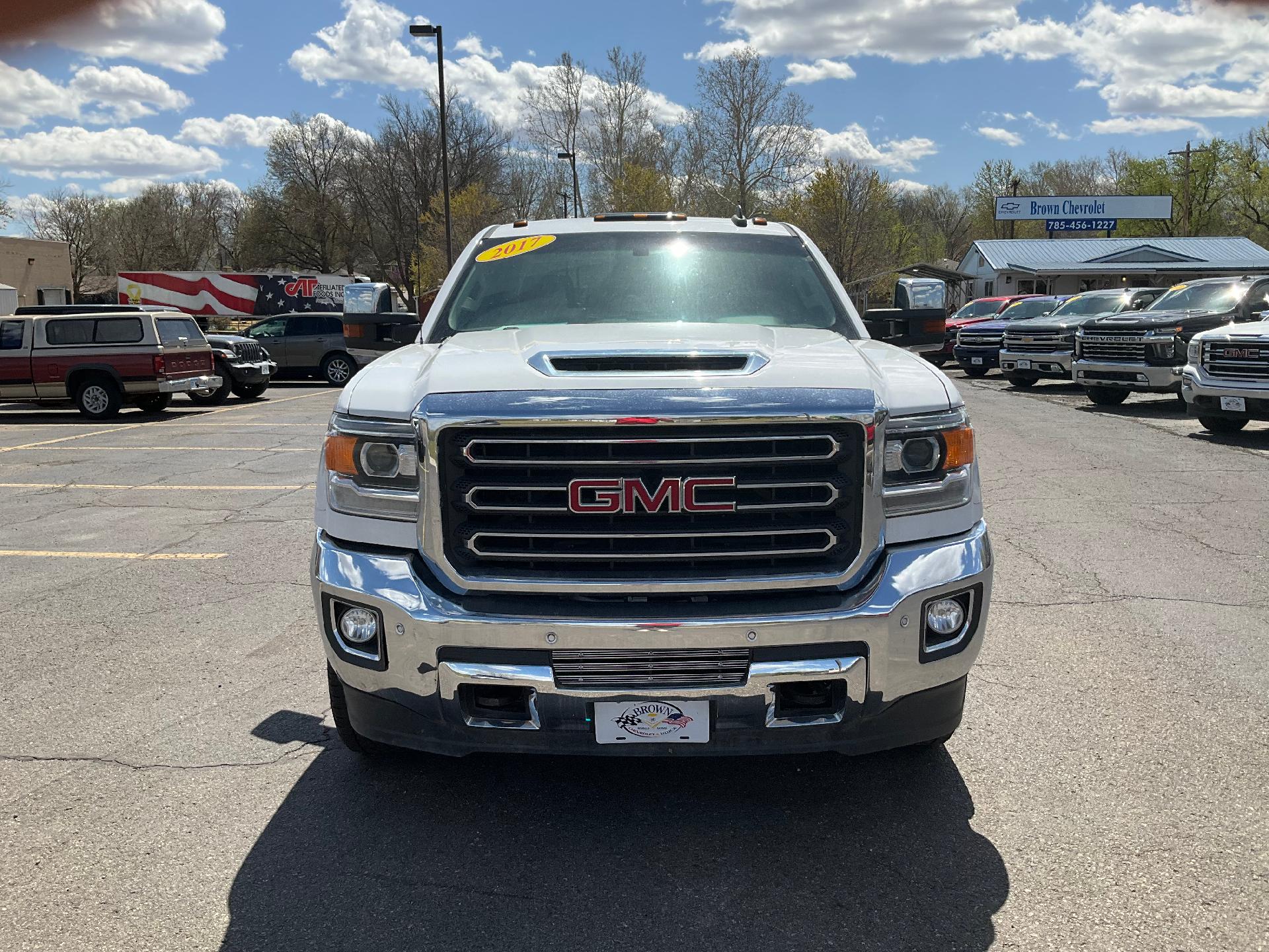Used 2017 GMC Sierra 2500HD SLT with VIN 1GT12TEYXHF234704 for sale in Kansas City