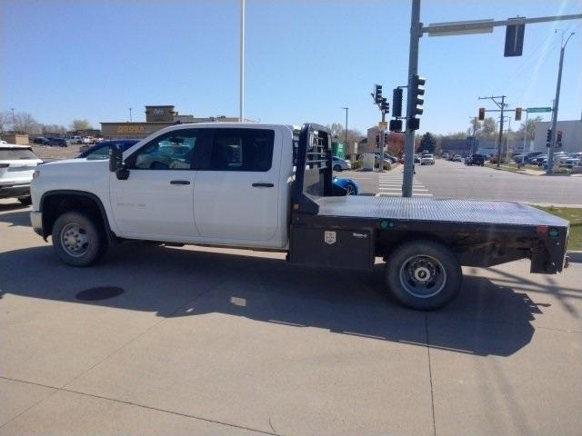 2021 Chevrolet Silverado 3500 HD CC Vehicle Photo in ENGLEWOOD, CO 80113-6708