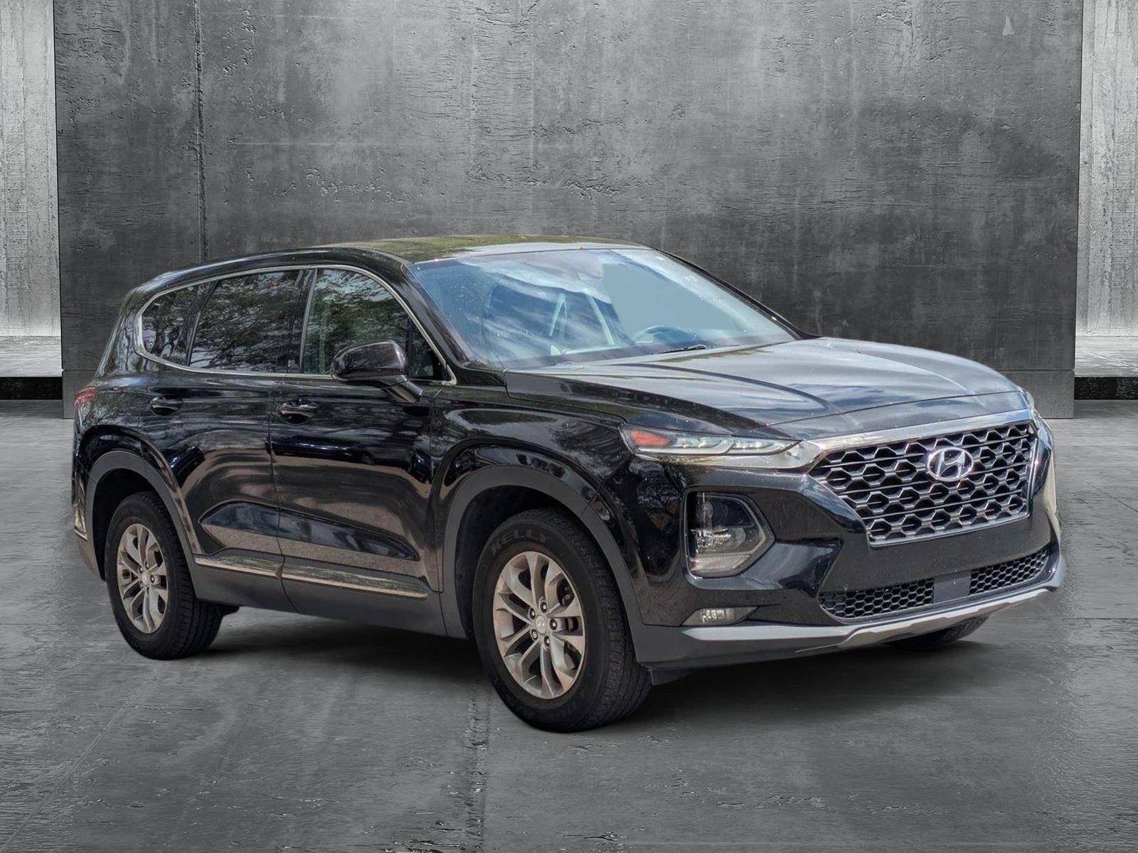2019 Hyundai Santa Fe Vehicle Photo in GREENACRES, FL 33463-3207