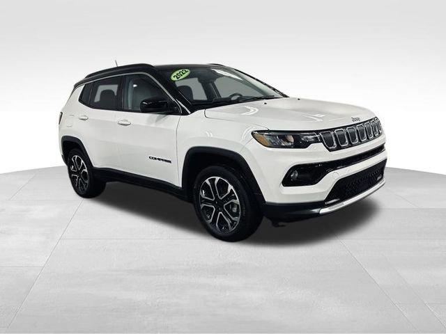 2022 Jeep Compass Vehicle Photo in MEDINA, OH 44256-9631